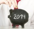 Wytrwać w noworocznym postanowieniu ? ile zaoszczędzimy po 12 miesiącach?