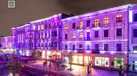 Przedpremierowy pokaz świetlny na Piotrkowskiej