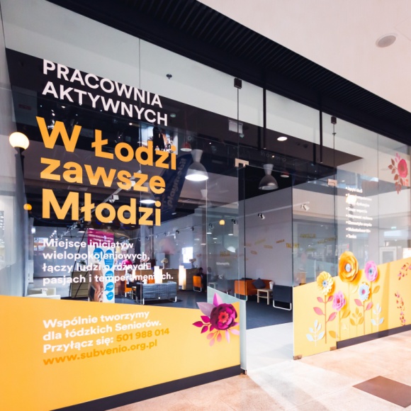 Daj się wciągnąć do wirtualnego świata! Warsztaty dla seniorów BIZNES, Kultura - Organizatorzy przekonują: technologie da się lubić! Zajęcia odbędą się 1 grudnia od godz. 11:00 do 13:00 w Sukcesji na poziomie -1. Tego samego dnia, w godz. od 14:00 do 17:00 Fundacja TechSoup zaprasza na kolejne warsztaty.