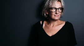 Reżyseria – męski świat? Już nie! BIZNES, Kultura - Kobiety w świecie filmu przekazują niezwykle cenne wartości, ogromną wrażliwość i wyczucie piękna. Coraz więcej młodych dziewczyn z odwagą podbija globalne sceny, nie tylko w roli aktorek, ale również reżyserek, scenografek czy producentek filmów kinowych czy reklamowych.
