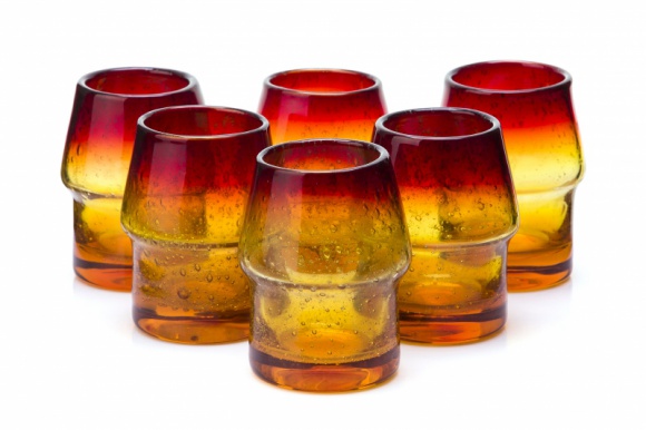 Design. Piękno dla wszystkich BIZNES, Kultura - Piękno i użyteczność. To dwie najważniejsze cechy otaczających nas przedmiotów.